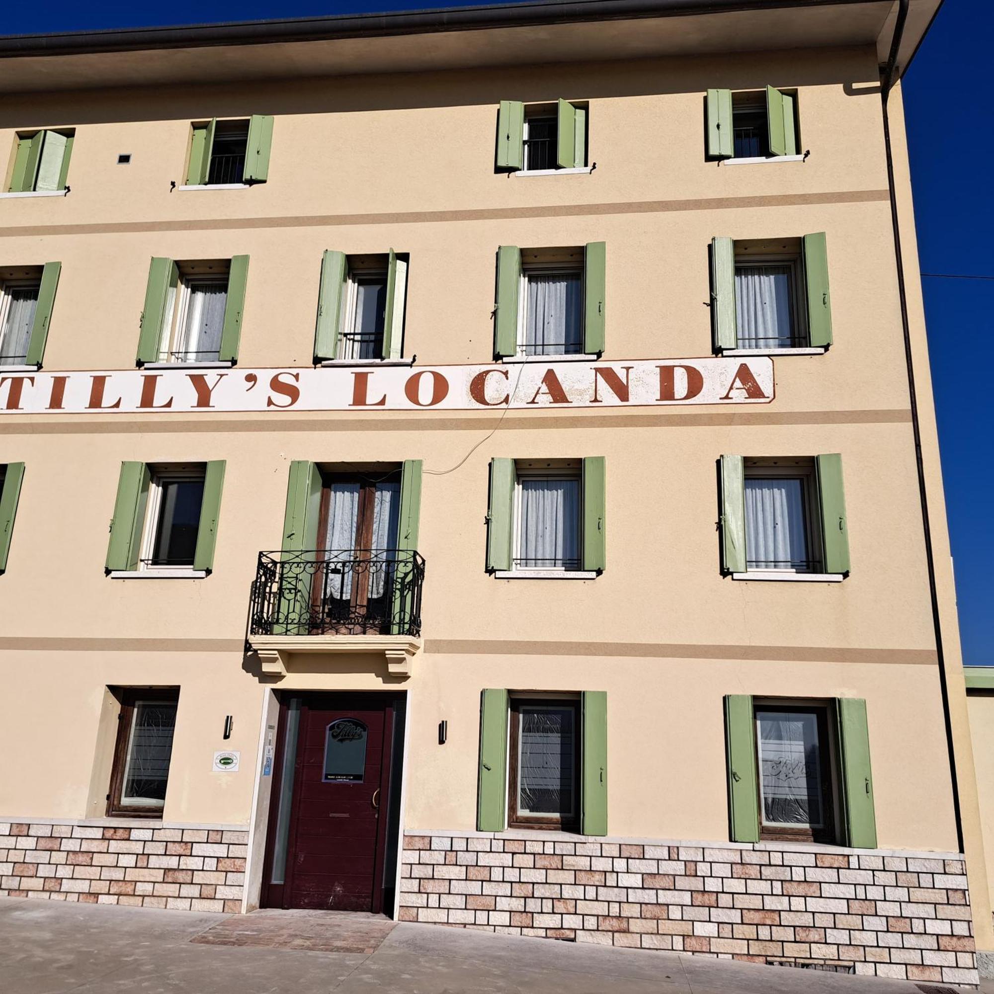 Tilly'S Locanda Borso del Grappa Luaran gambar
